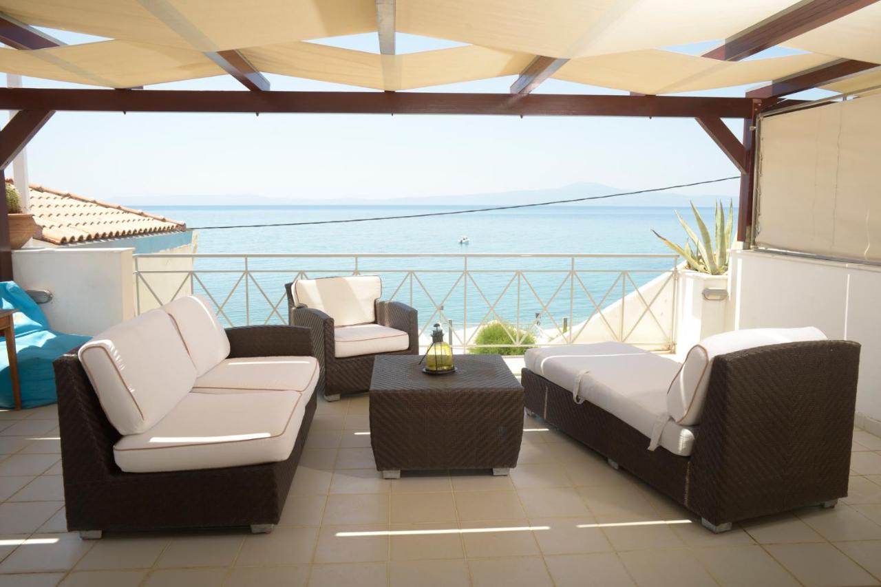 Agali 2 Superior Mezonet Front Of The Sea Apartment Akrogiali Luaran gambar
