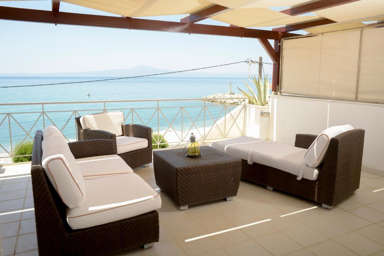 Agali 2 Superior Mezonet Front Of The Sea Apartment Akrogiali Luaran gambar
