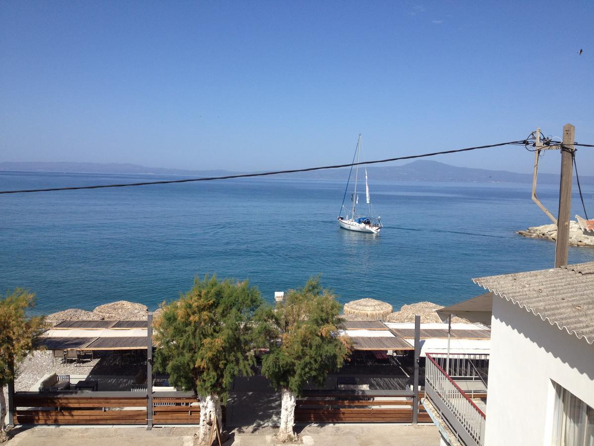 Agali 2 Superior Mezonet Front Of The Sea Apartment Akrogiali Luaran gambar